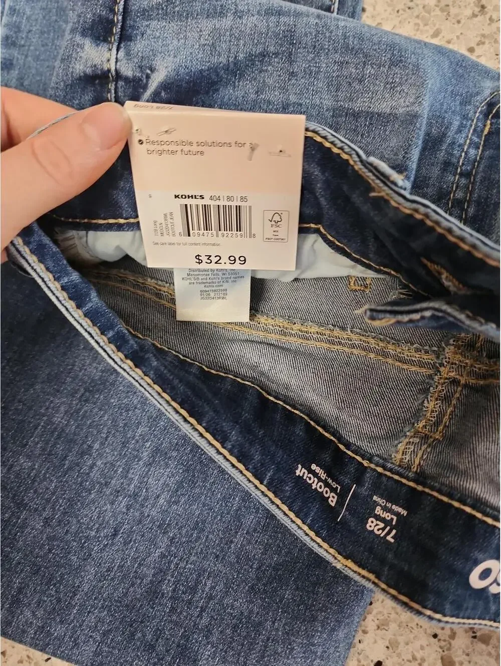 Jeans - Picture 6 of 9